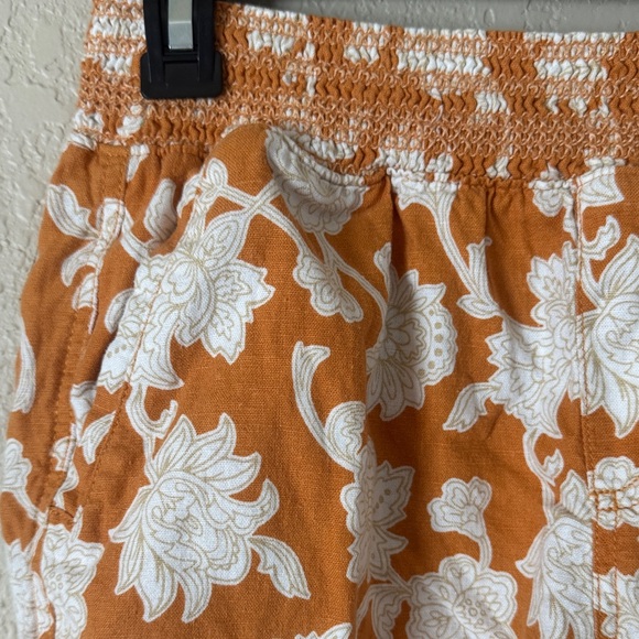Briggs Orange Floral High Waist Shorts - Picture 5 of 9